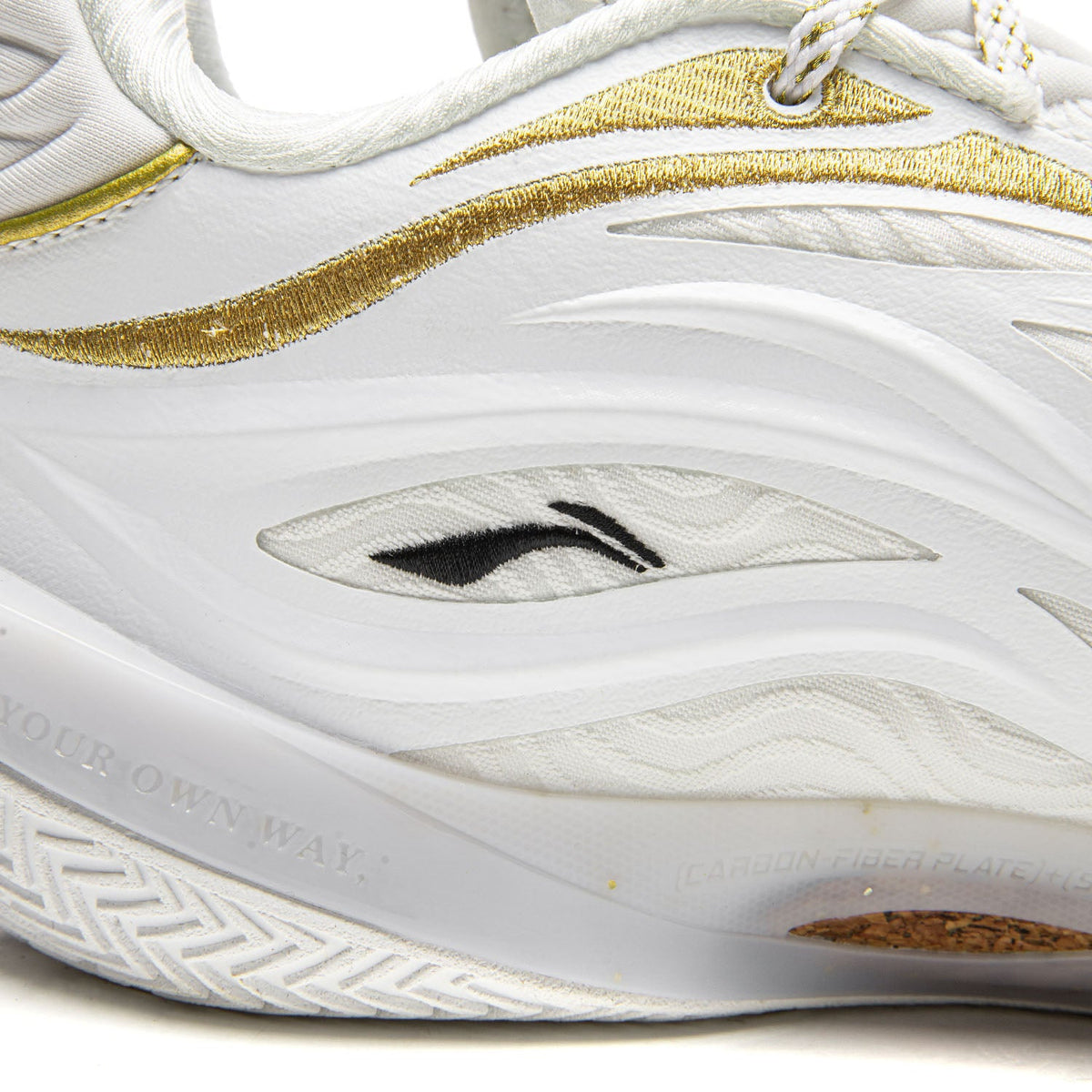 Wade 808 5 Ultra V2 "Golden time"
