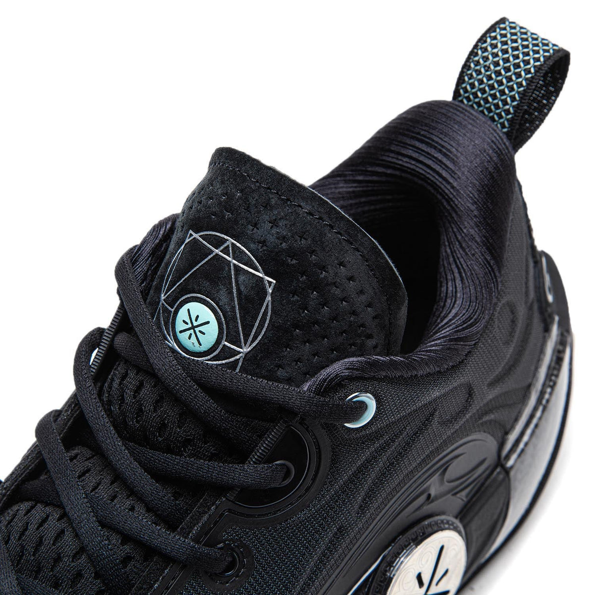 Way of Wade 12 "Obsidian"